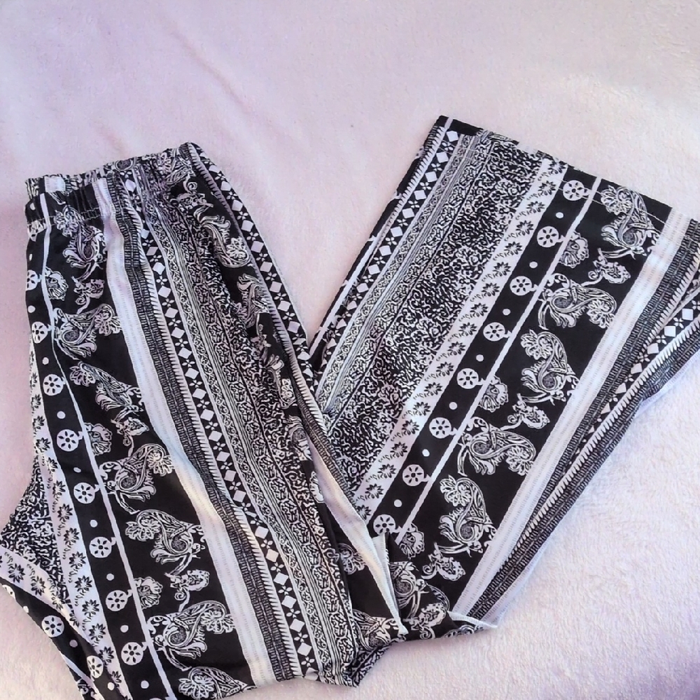 Black and White Patterned Pants